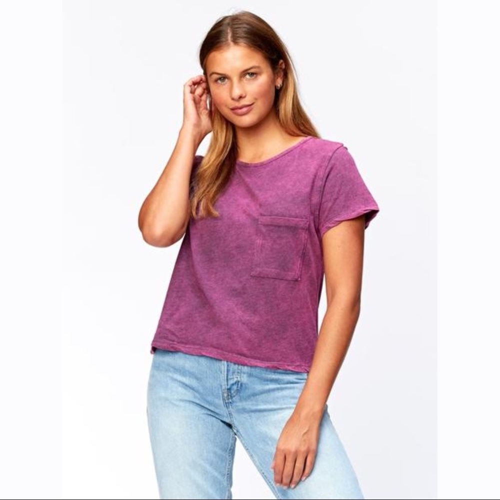 Threads 4 Thought New w/ Tags ECO FRIENDLY Mineral Wash Tee